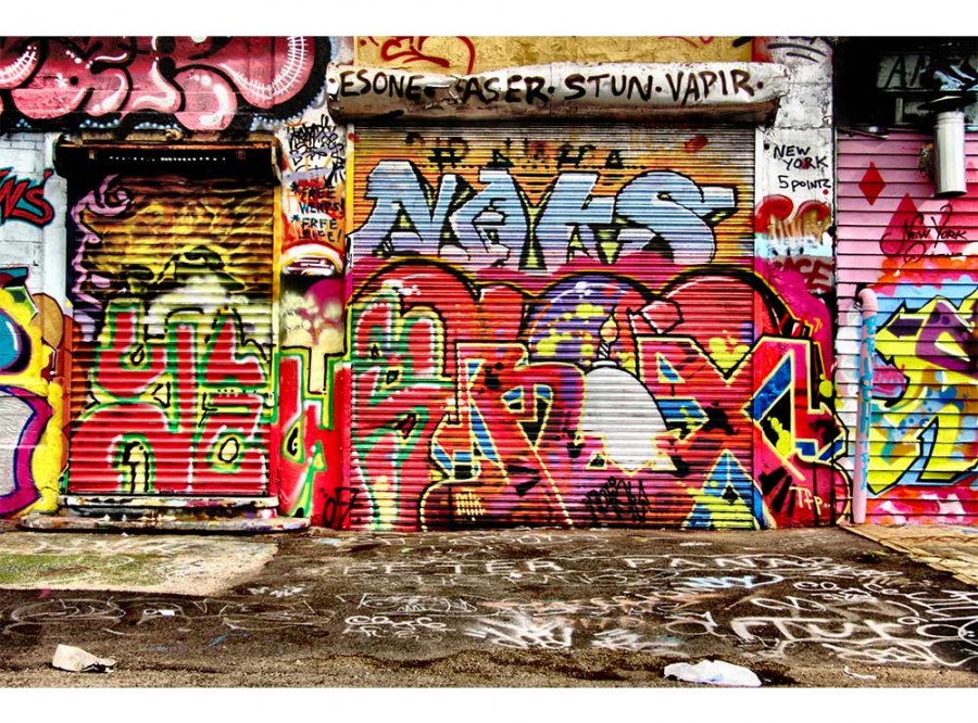 Flis foto tapeta Ulica sa graffitima MS50321 | 375x250 cm - Od flisa